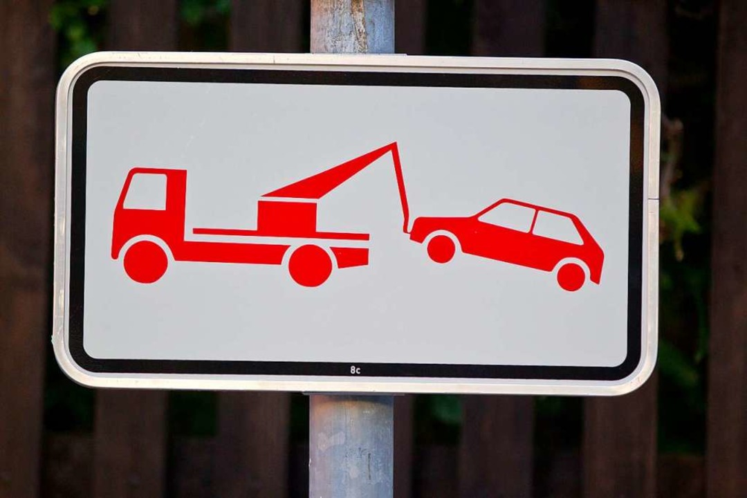 Von Abschleppen falsch geparkter Fahrz...nderat jetzt beschlossen (Symbolbild).  | Foto: Daniel Karmann