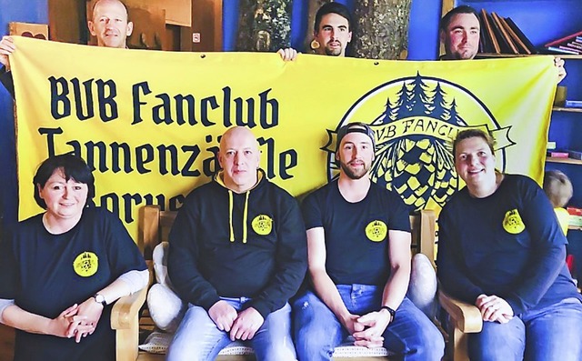 Neuwahlen beim BVB Fanclub &#8222;Tann...r, Kevin Zipfel und Claudia Clementi.   | Foto: Wilfried Dieckmann