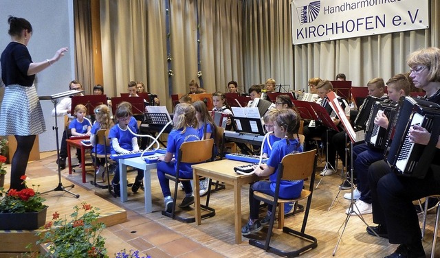 Der HHC Kirchhofen und sein Nachwuchs an der Melodica   | Foto: Anne Freyer