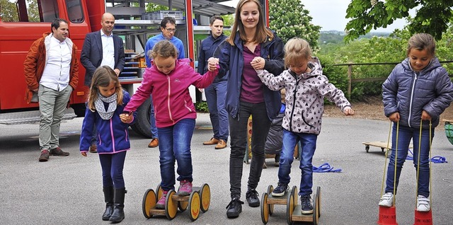 Zu Gast an der Sonnenrainschule in Rhe...alter und Schulleiter Marius Grether.   | Foto: Jutta Schtz