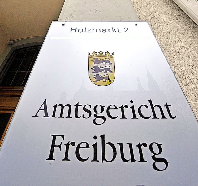Schild am Amtsgericht Freiburg  | Foto: Michael Bamberger