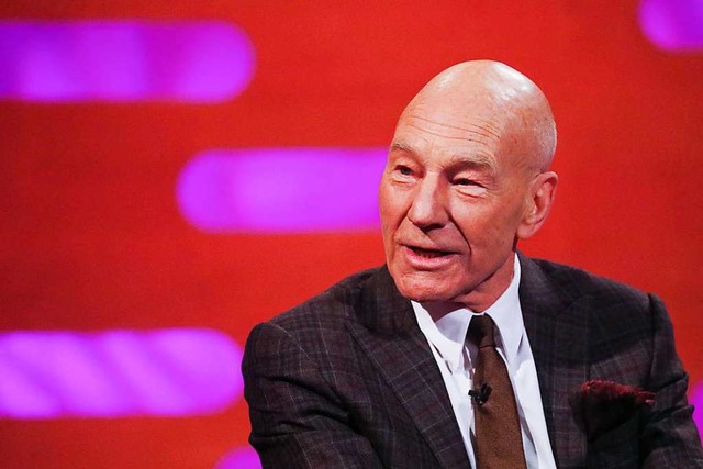 Die Romulaner zittern schon vor Captain Picard (Patrick Stewart).  | Foto: Isabel Infantes (dpa)