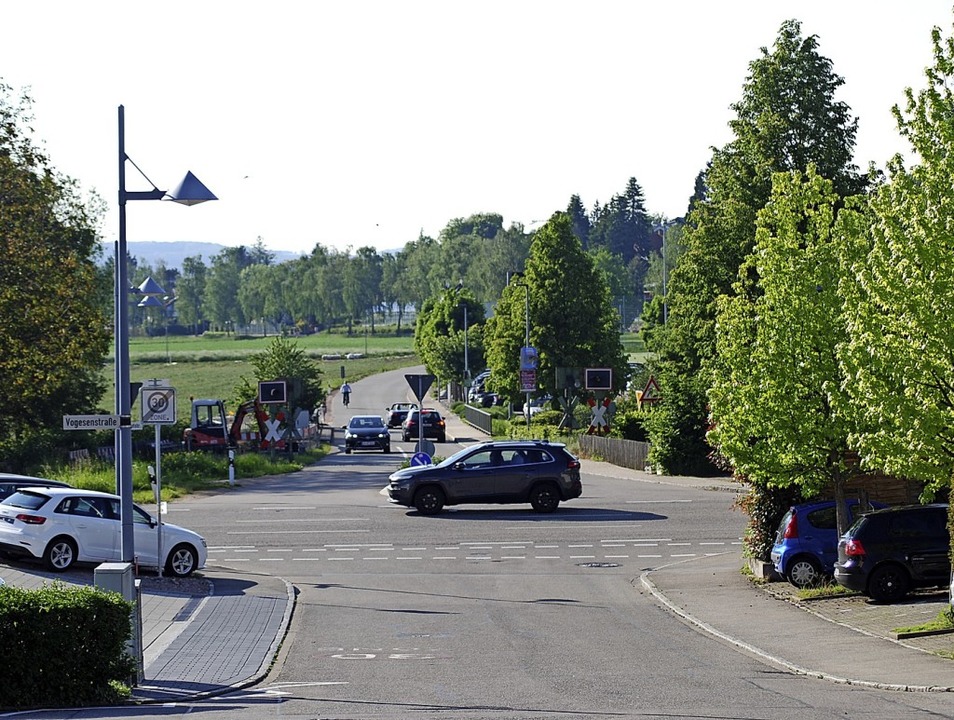 Ein Neuer Kreisverkehr Am Ortseingang - Binzen - Badische Zeitung