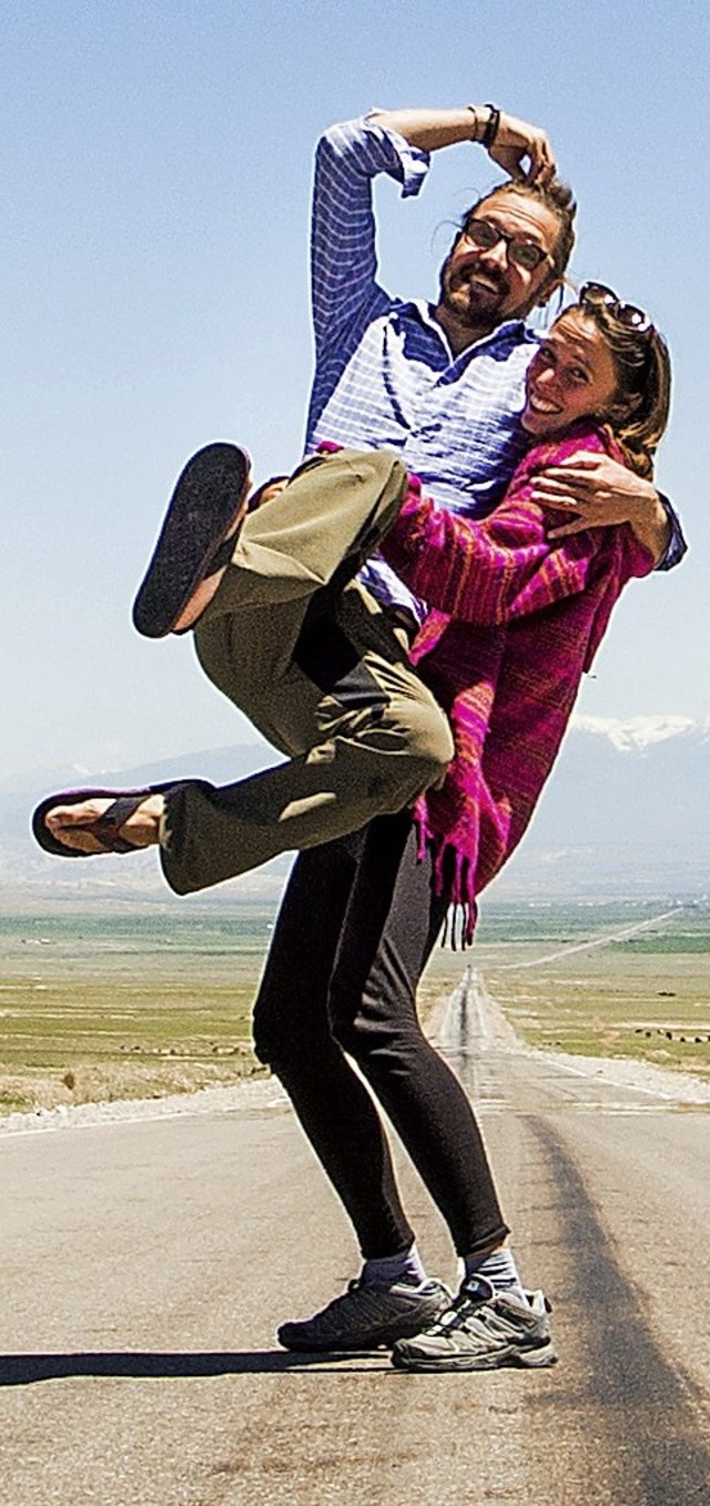 Flora Wenczel und Josef Weis auf einer... durch die endlosen Weiten Kirgistans   | Foto: privat