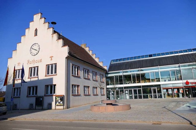 Vierzehn Rte ziehen ins Rathaus &#8211; davon zehn bekannte.  | Foto: Helena Hiss