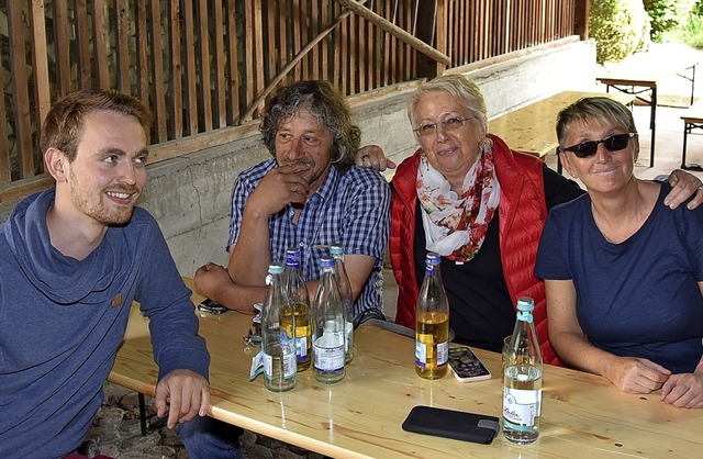 Warten auf das Endergebnis: (von links...Kuhn (CDU)  und Ingrid Frnkle (Grne)  | Foto: Heinz und Monika Vollmar