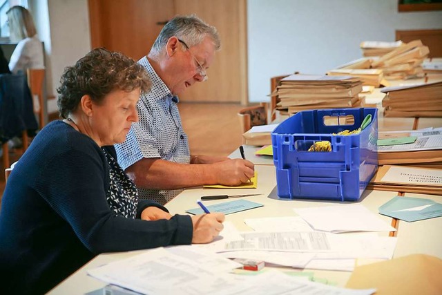 Der zweite Tag des Wahlmarathons: Endi...m Montag Wahlunterlagen im Brgerhaus.  | Foto: Martin Wendel