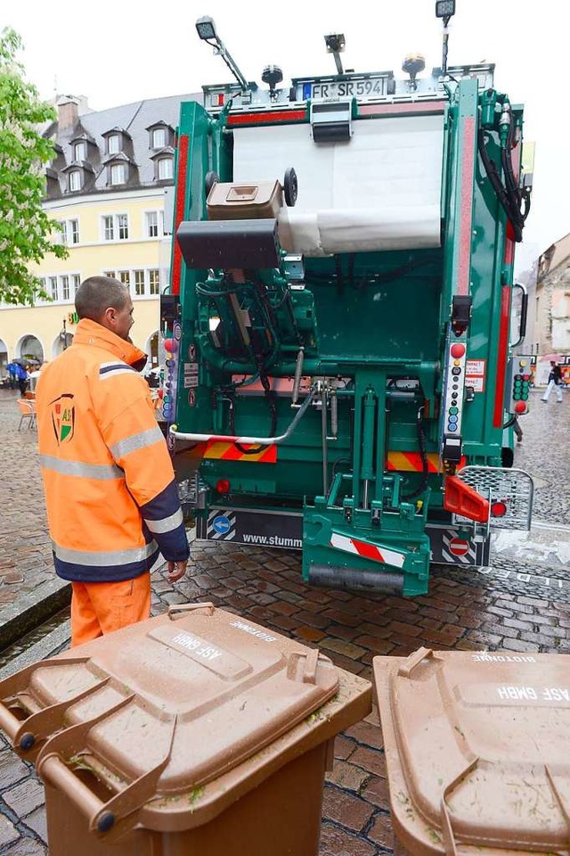 Die nderung betrifft die Entleerung d...nen und die Abholung der gelben Scke.  | Foto: Ingo Schneider