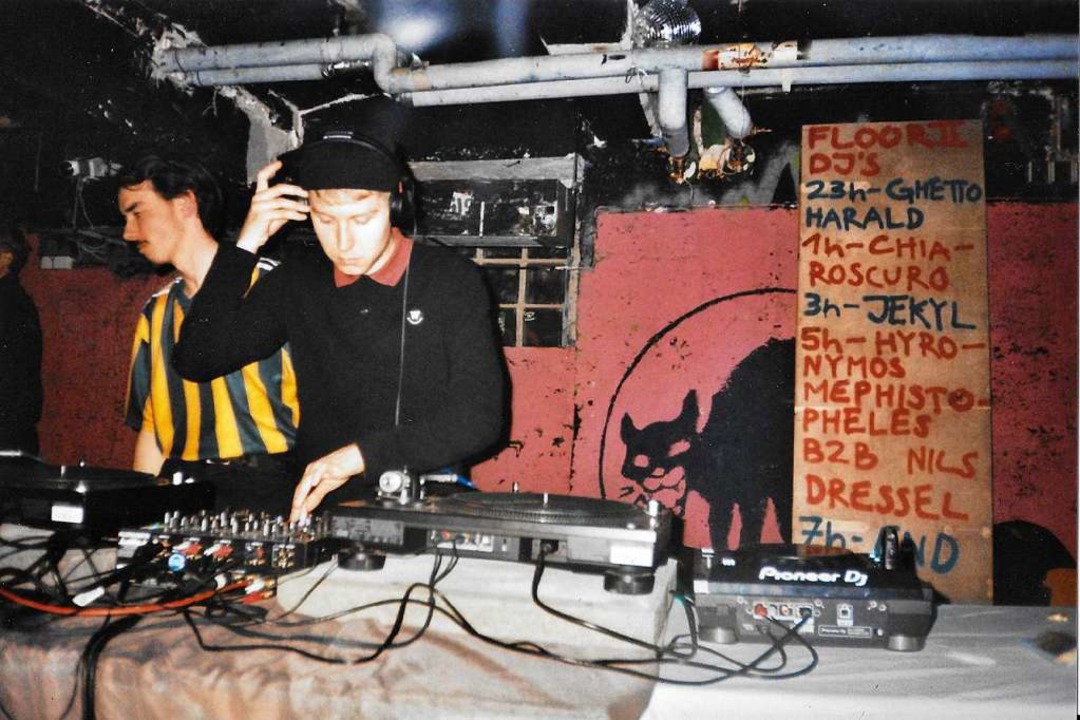 Das Freiburger DJ-Duo Chiaroscuro legt...Bleu Du Ciel #3 im Jos Fritz Café auf.  | Foto: Laura Polimeni