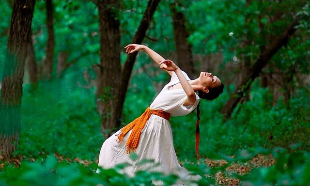 Screendance vereint Choreografie und Tanz mit Film und Kino.  | Foto: Philippe-Alexandre Jaques