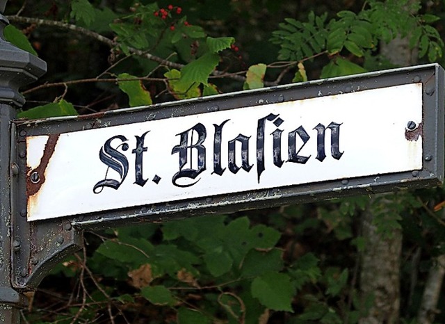 Wo weist diese Schrift den Weg nach St. Blasien.  | Foto: Thomas Mutter
