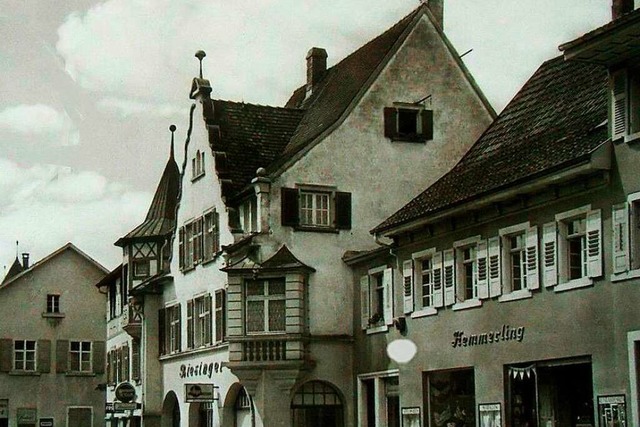 An Gebuden in Wehr waren Lautsprecher... Hauptstrae, unauffllig angebracht.   | Foto: Ernst Brugger