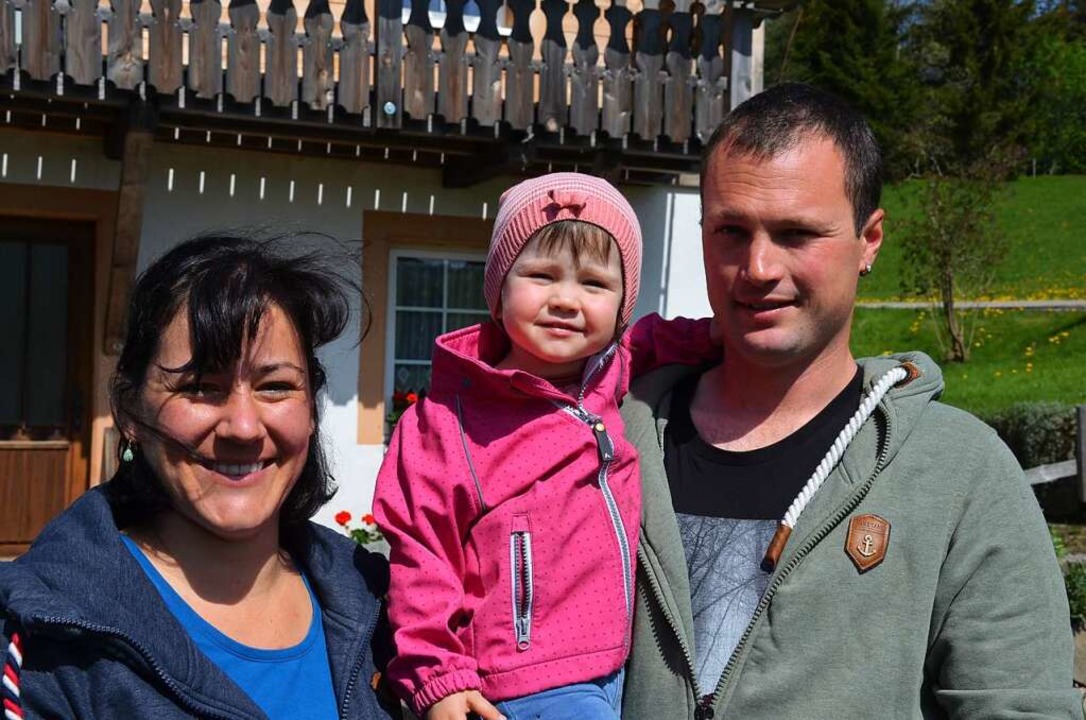 Dagmar, Ronja und Harald Riesterer vom Hansemichelhof  | Foto: Gabriele Hennicke