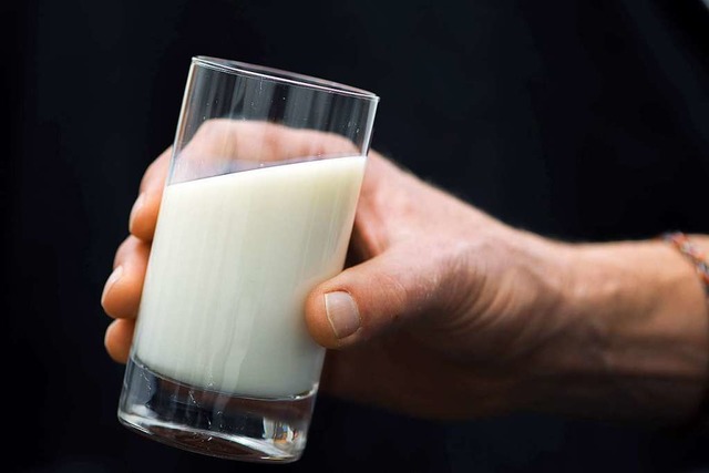 Ist Milch gesund oder ungesund?  | Foto: Lukas Schulze (dpa)