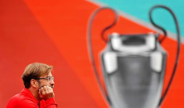 Klopps Traum vom Pokal.  | Foto: ANTHONY DEVLIN (AFP)