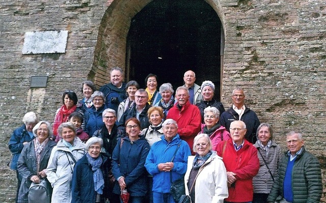 Die Reisegruppe vom Hochrhein mit der ...rta Marzia&#8220; in Perugia/Italien.   | Foto: Klaus Schneidewind