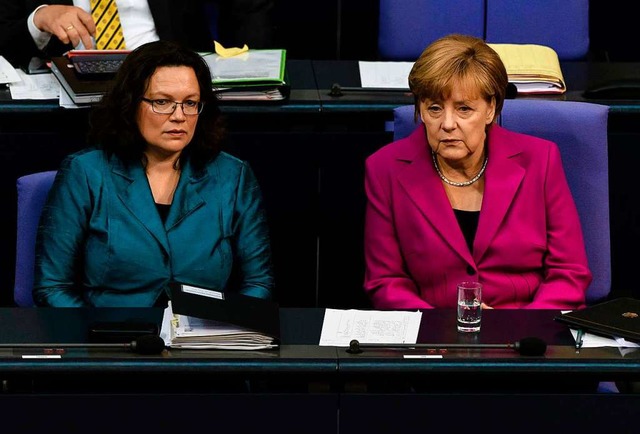 Andrea Nahles und Angela Merkel (Archivfoto).  | Foto: CLEMENS BILAN (AFP)