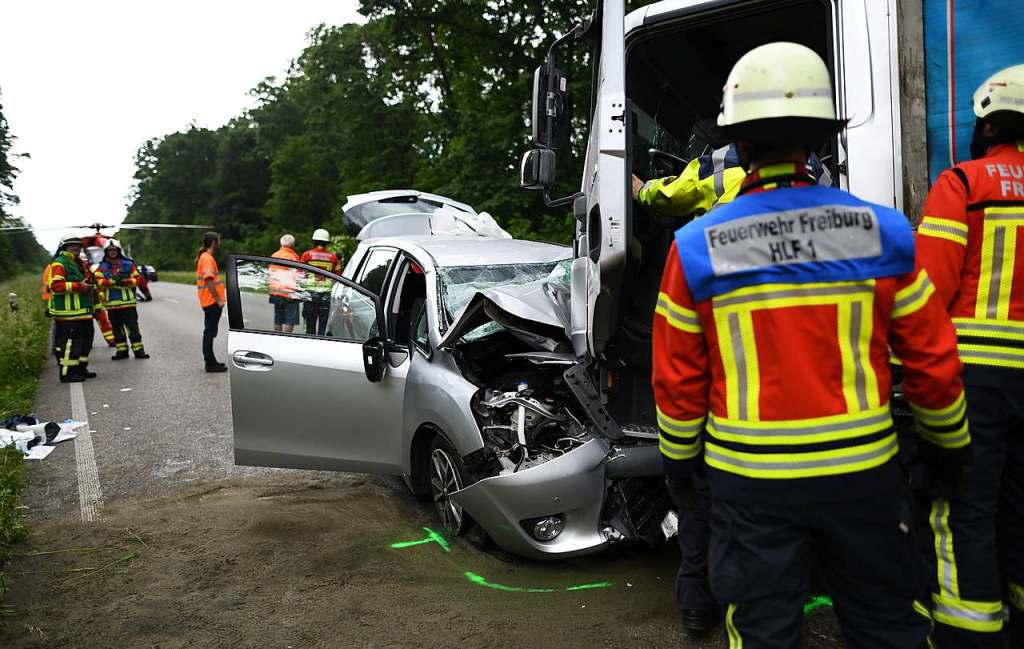 Ein Toter Und Zwei Verletzte Nach Unfall Auf Zubringer-Nord - Freiburg ...