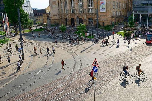 Straenbahn biegt in Freiburg falsch ab: Wie kann das passieren?