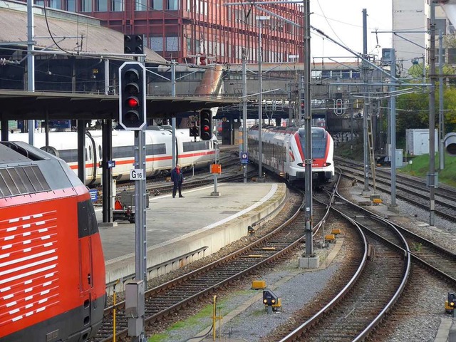 Das Herzstck soll solche Situationen im Bahnhof SBB entflechten  | Foto: Daniel Gramespacher