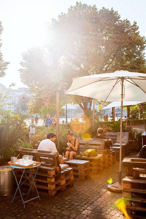 Sitzen auf Paletten   | Foto: Joss Andres