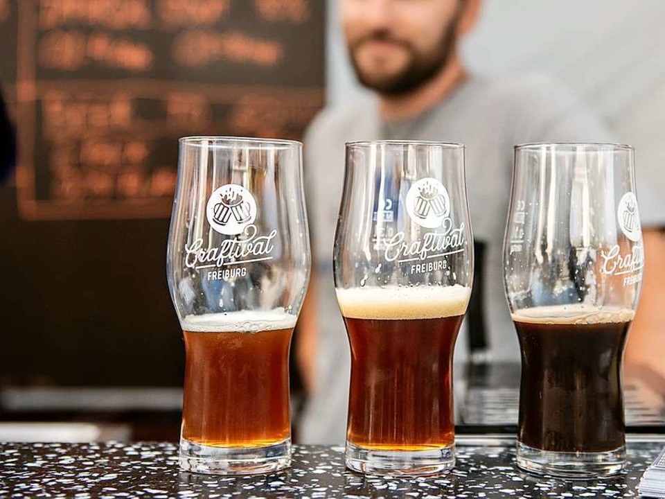 Jede Menge Craftbeer &#8211; egal ob A...itz Katze, garniert von DJs und Bands.  | Foto: Felix Brauner