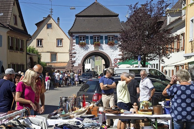 Im September war der letzte Stdtleflohmarkt in Sulzburg.   | Foto: Volker Mnch