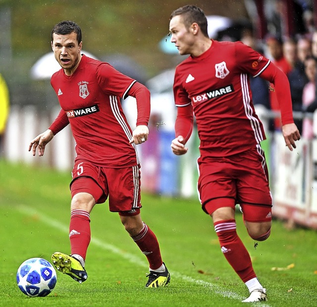 Steilpass in die Oberliga? Mike Enderle (links) und Fabian Amrhein vom FFC   | Foto: Patrick Seeger