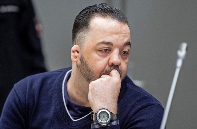 Niels Hgel wartet vor Gericht auf sein Urteil.   | Foto: HAUKE-CHRISTIAN DITTRICH (AFP)