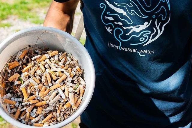 Warum am Samstag Aktivisten Zigarettenstummel an der Dreisam einsammeln wollen