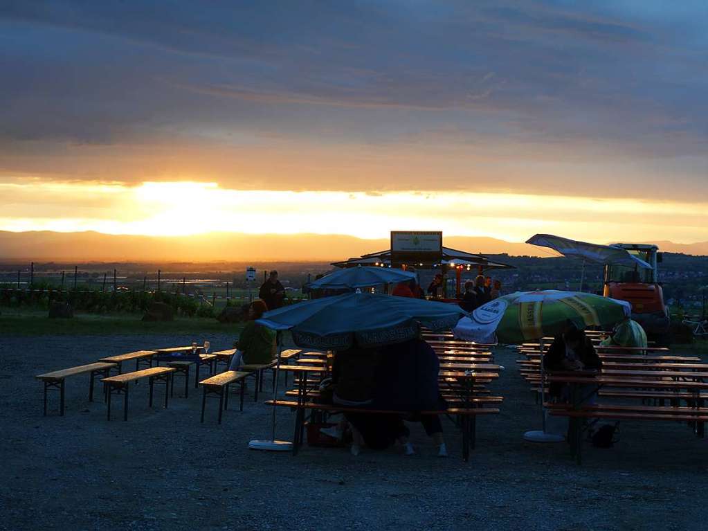 Musik, Open-Air-Kino und Regen: So war das Batzenbergfest in Ehrenkirchen am Freitag.