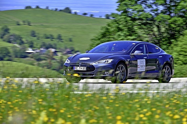 Jetzt gibt&#8217;s doch wieder Schauin...ktroautos auf den Freiburger Hausberg.  | Foto: Michael Bamberger