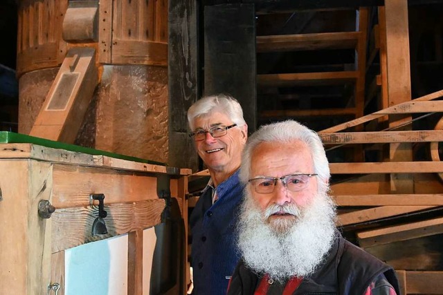 Andreas Oberle (links) und Paul Boschert in der Mhle in Nordrach  | Foto: Jonas Hirt