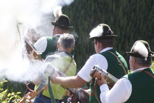 800 Jahre Schweighausen: Jubilumsfest mit Kanonendonner erffnet