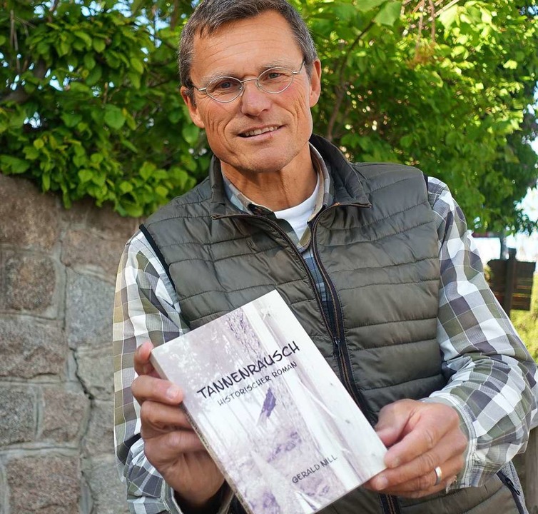 Der Autor Gerald Nill legt mit dem his... Familiensaga aus dem Schwarzwald vor.  | Foto: Roswitha Frey
