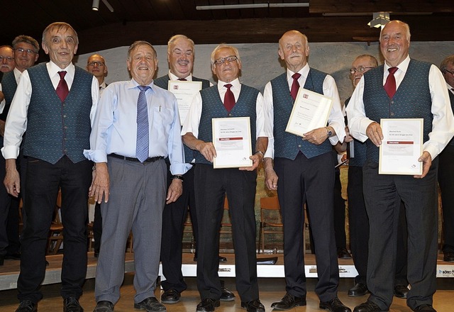 Michael Deiss vom Vorstand (von links)...eider, Bernd Vollmer und Manfred Rufer  | Foto: Silke Hartenstein