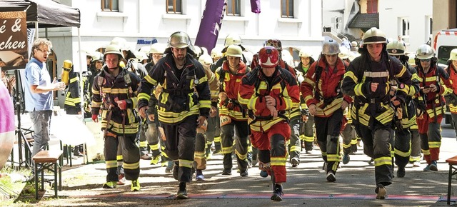 Start zum 1. Firefighter-Run.   | Foto: Helmut Rothermel