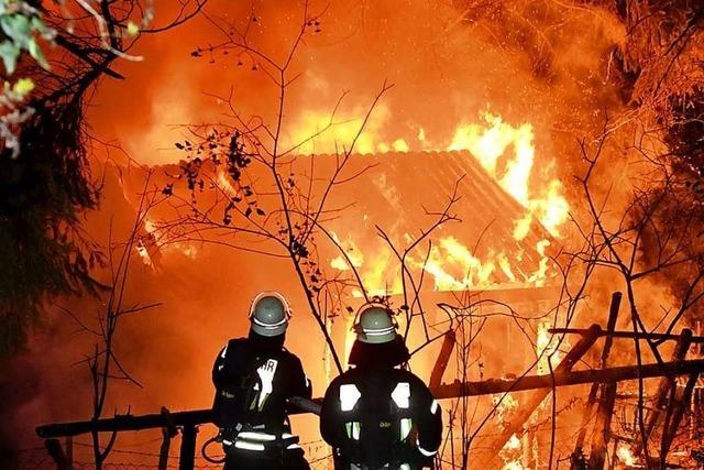 Gartenhtte wird ein Raub der Flammen