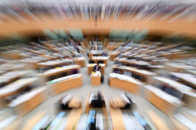Im Keller des Stuttgarter Landtages be...Parlamentarische Kontrollgremium tagt.  | Foto: Marijan Murat