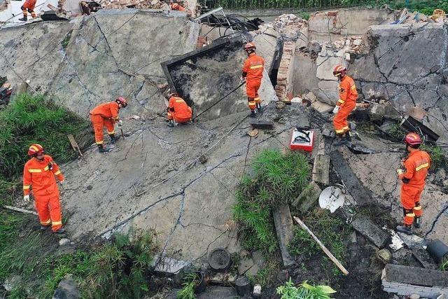 Erdbeben der Strke 6,0 in China fordert Menschenleben
