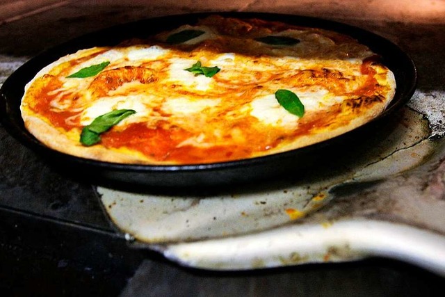 Im neuen &#8222;Degustino&#8220; im Fr... dem 1. Juli Pizza geben (Symbolbild).  | Foto: Arno Burgi