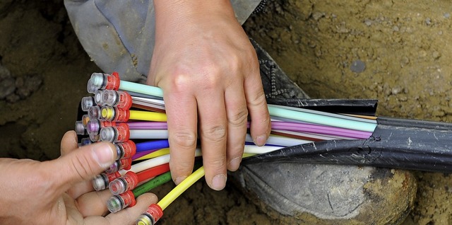 Ein weiterer Schritt frs schnelle Internet in Herrischried ist gemacht.   | Foto: Peter Kneffel