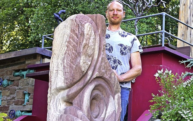 Bildhauer Tilo Tscheulin hat extra  f...u  im Auenbereich aufgestellt wurde.   | Foto: Roswitha Frey