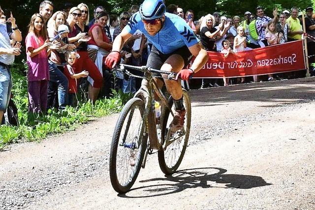 Fotos: 24-Stunden-Weltrekordversuch mit dem Mountainbike in Wehr