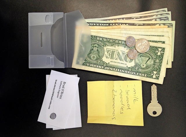 So sah der Inhalt von  einer  Geldbrse aus.   | Foto: Christian Znd (dpa)