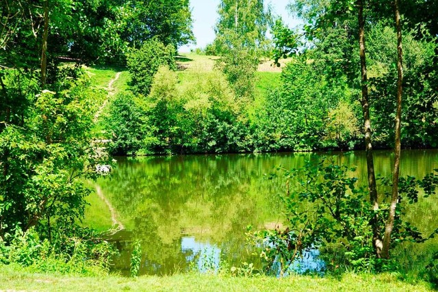 Entwarnung am Badesee: Nach der mehrt...rten Seen wieder fr Badende geffnet.  | Foto: Krytzner (dpa)