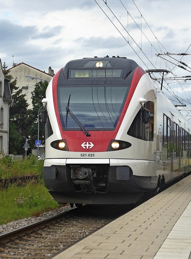 Der Schweizer Bund finanziert auch ein...-Bahn zwischen Basel und Lrrach mit.   | Foto: Daniel Gramespacher