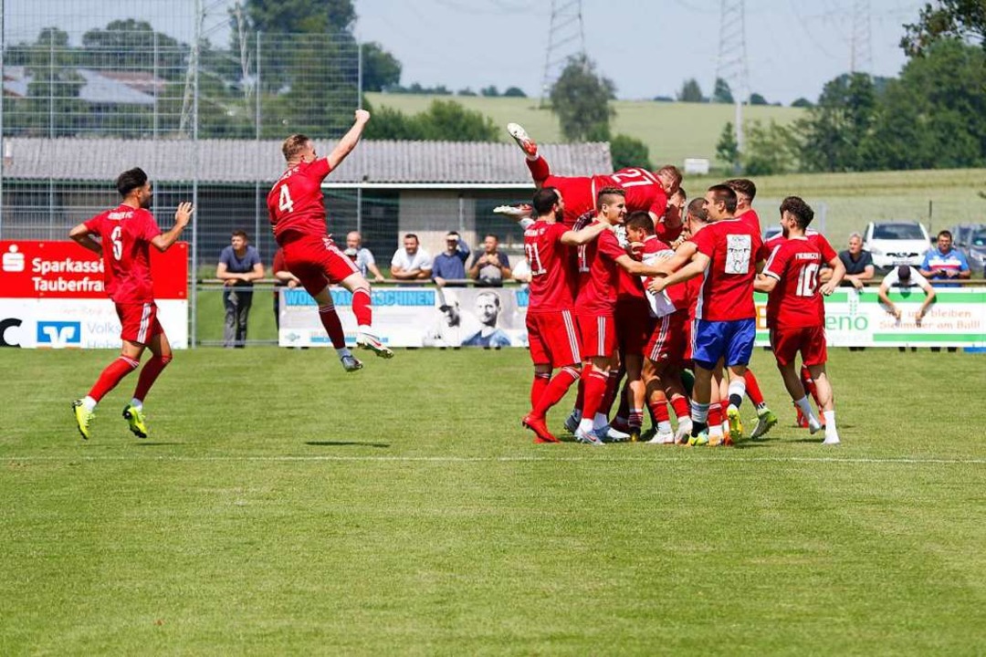 Freiburger FC Steigt Nach 5:1-Sieg In Die Oberliga Auf - Oberliga BaWü ...