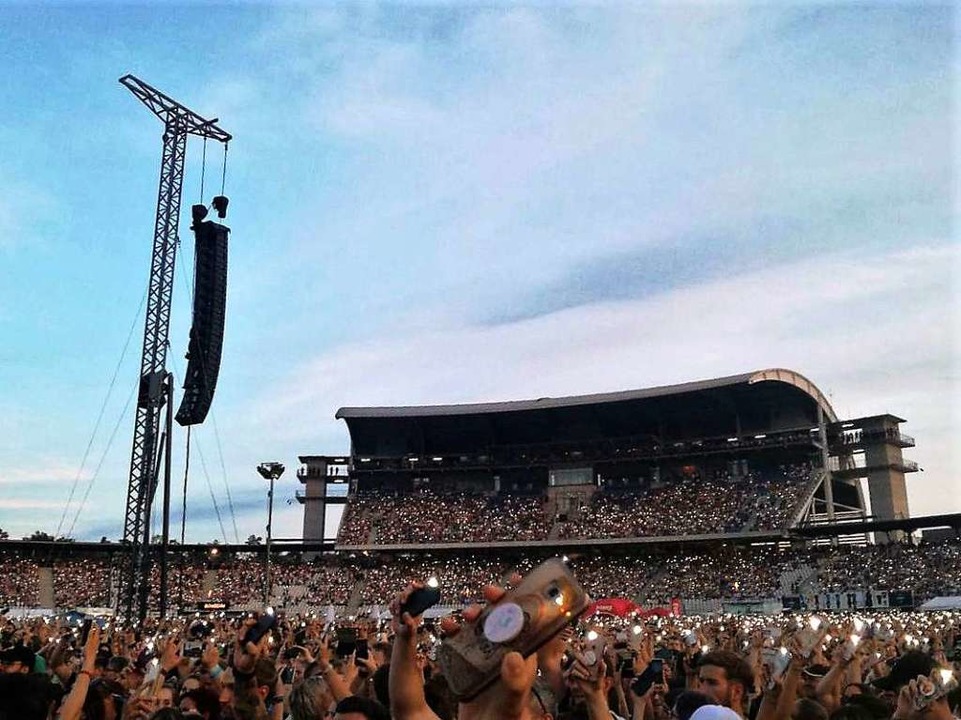 Fast 100.000 Besucher kamen pro Abend zu Ed Sheeran an den Hockenheimring.  | Foto: Claudia Förster Ribet