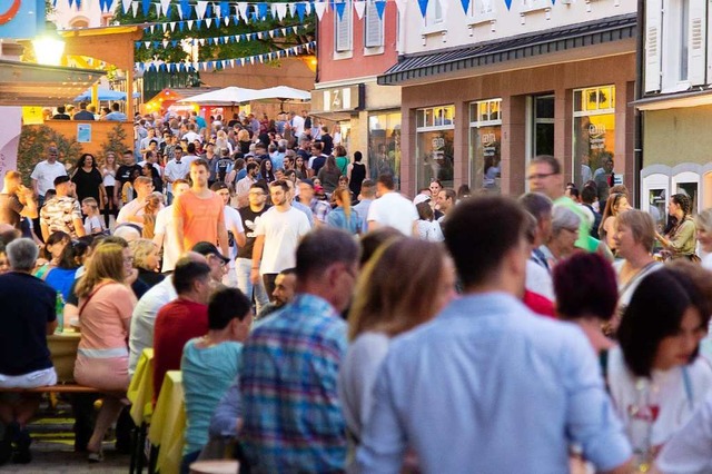 Im vergangenen Jahr war einiges beim Stadtfest los.  | Foto: Volker Mnch